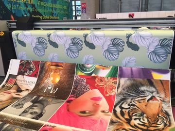 5500W Gross Power Printer Epson Head Dengan 3 Print Head Epson Roll To Roll Type Plat