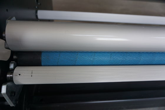 1.8 m otomatis dilapisi kain panas mesin sublimasi pengering