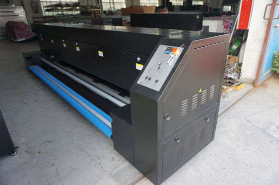 Format Besar Muticolor Roll To Roll Digital Heater Tekstil Bekerja Dengan Printer