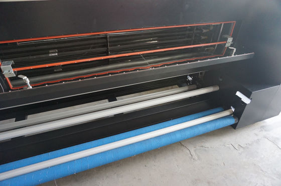 Mesin Press Panas Sublimasi Besar Otomatis Bekerja Sama Dengan Printer Piezo