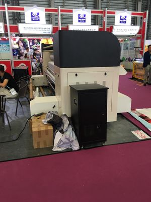 Printer Kain Multicolor Format Besar Dengan Print Head Industri
