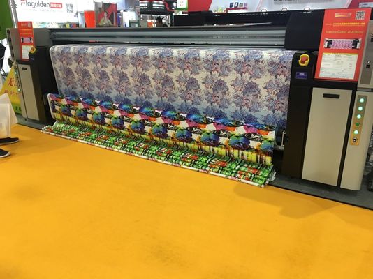 3.2 m Multi Warna Bendera Plotter Kain Banner Sublimasi Plotter Dengan Piezo Inkjet