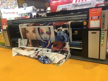 1800DPI 3.2m Digital Fabric Printers Flag Tekstil Printer