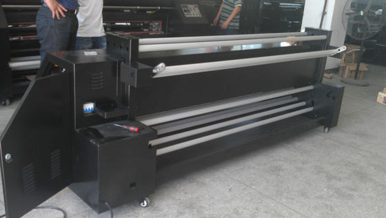 Satu oven Sublimasi Pemanas 1,6m Untuk Memperbaiki Warna Kain Polyster