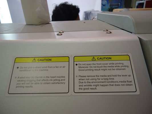 Kain Sublimasi Dalam Ruangan Printer Multifungsi 1.6M Epson Untuk Iklan Bendera Cetak