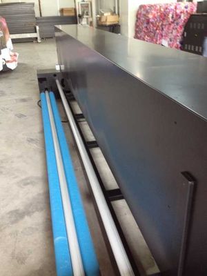 Mesin Transfer Sublimasi Langsung 1,8 m Dan Memperbaiki Pemanas Warna Kering Untuk Bendera