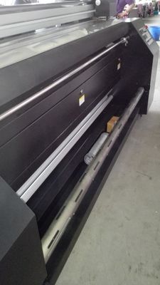 Bendera peralatan pencetakan Plotter kain tekstil digital di Sublimasi Poliester